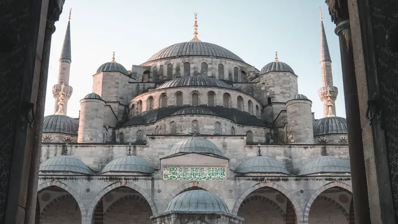 Blue Mosque (Sultanahmet)